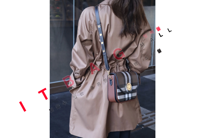   ں   BU70113-3