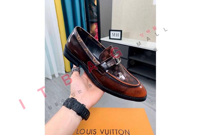 ̺   MYB6520