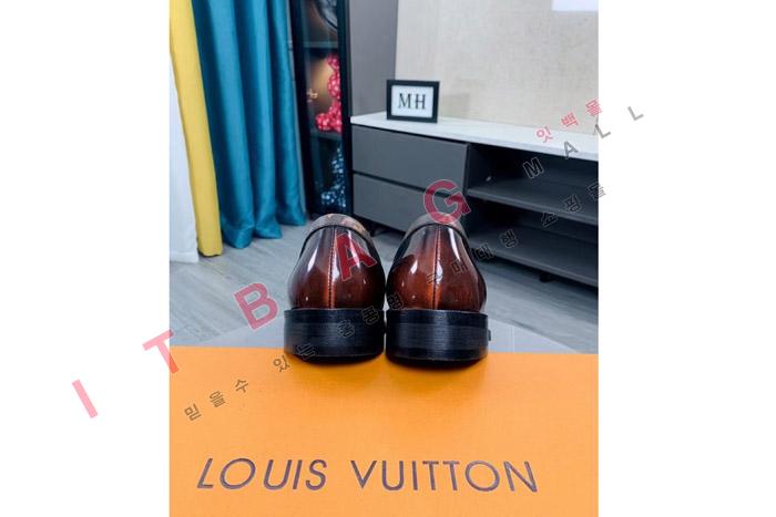 ̺   MYB6520