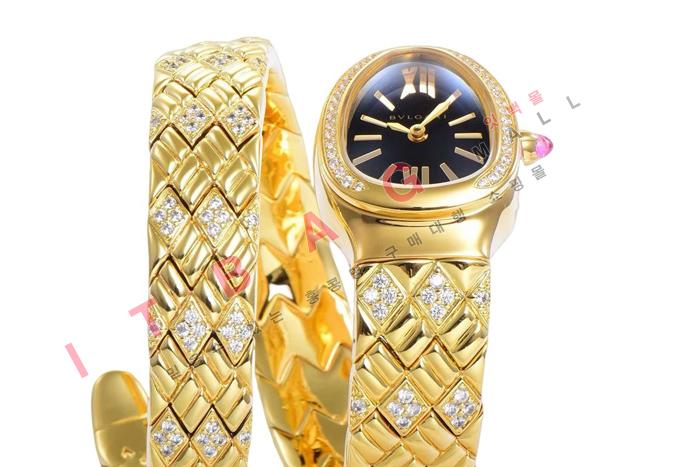 Ұ SERPENTI  Ʈ  HT6074