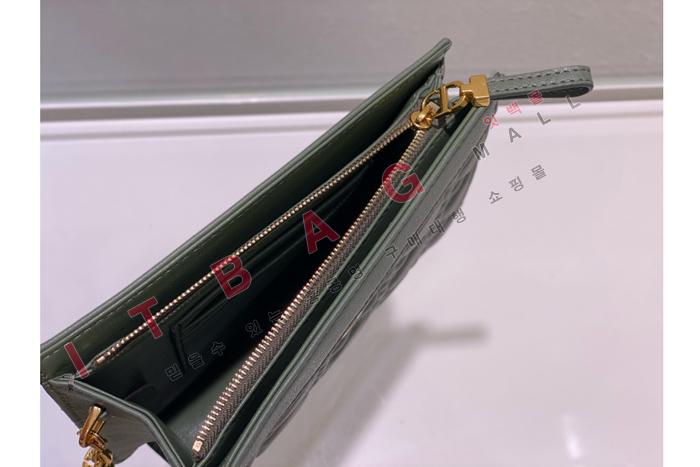 Caro Every Dior Ŀġ  DR9032-4