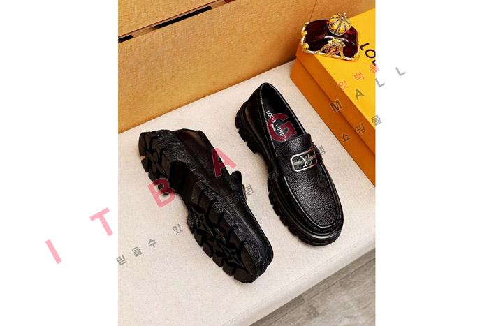 ̺    MYB6040