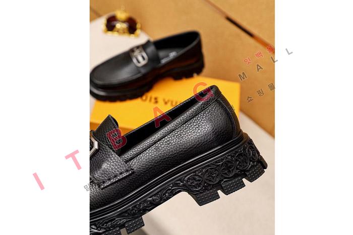 ̺    MYB6040