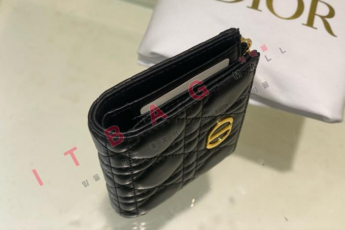  Caro Dahlia   A82362-1
