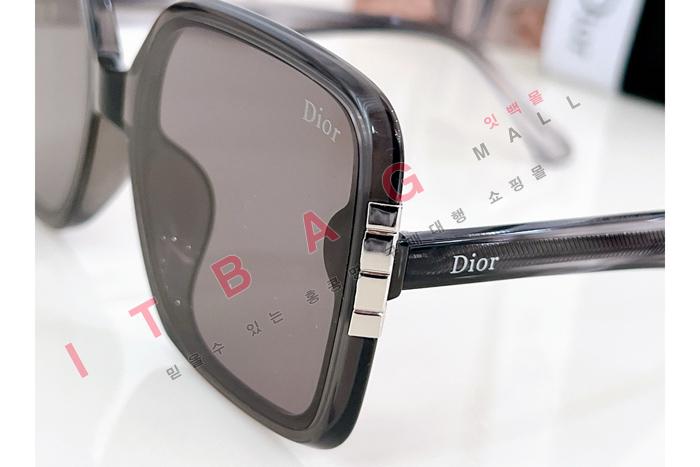  ۶   BS6529 4÷)