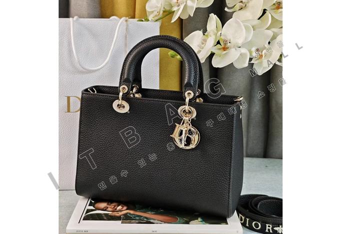  Lady D-Sire ̵   DR9045