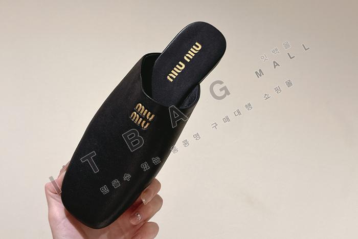 ̿̿    YIBU1670 (2÷)