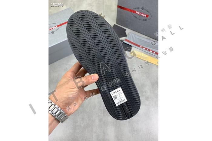    MYB6497