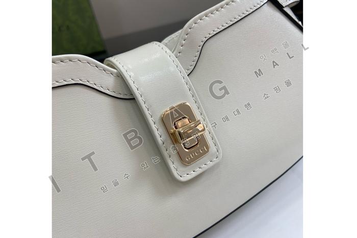   ̵ ̴  786015-4