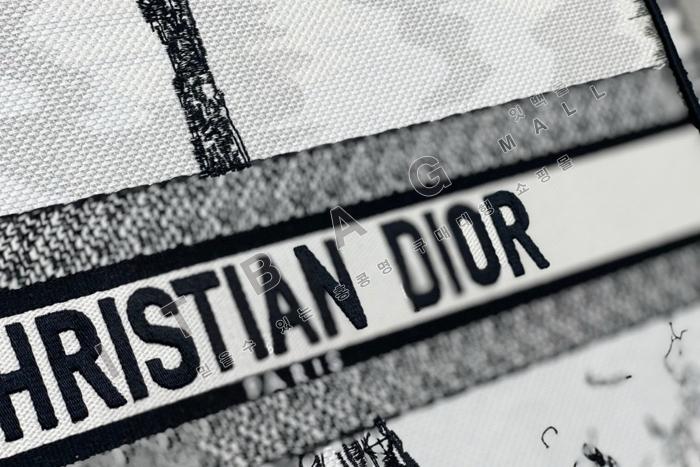  ̵/  Ʈ DR9063