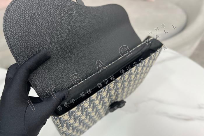  Saddle A5 Ŀġ  DR9065