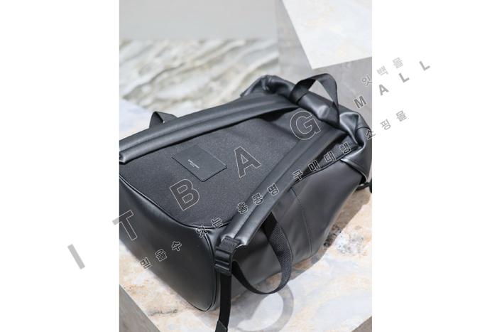 Իζ SAINT LAURENT   765285
