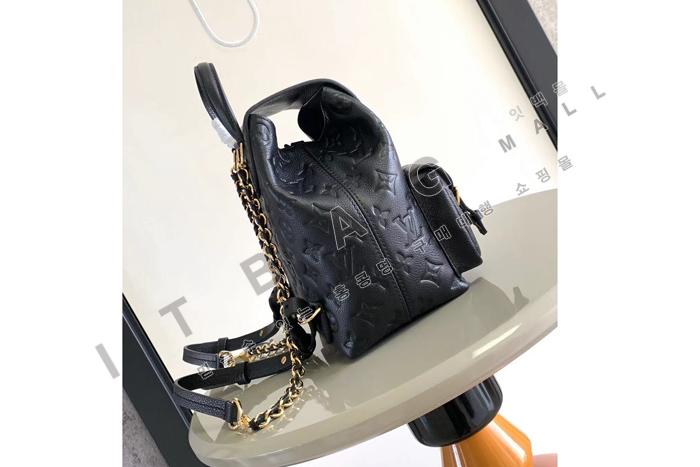 ̺   M47072-2