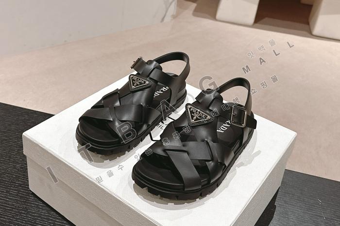     YIBU1720-1