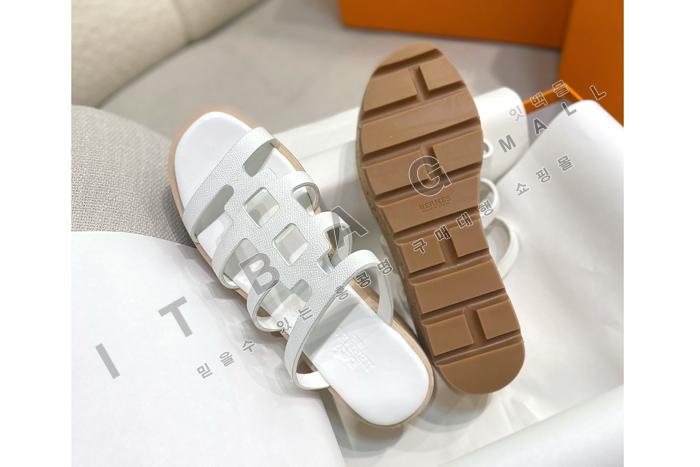 ޽ lsabella 30   YIBU1757    7CM