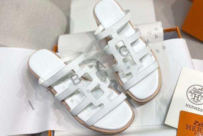 ޽ lsabella 30   YIBU1757    7CM