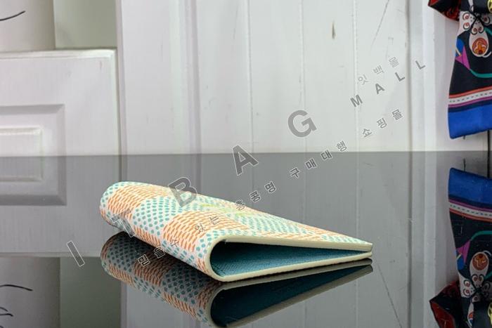 ̺  Ŀ  N40749