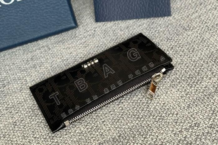     ī   A82366-1