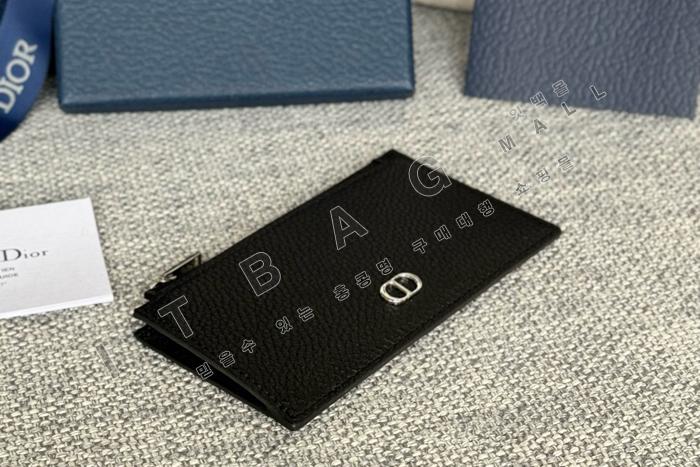     ī   A82366-6