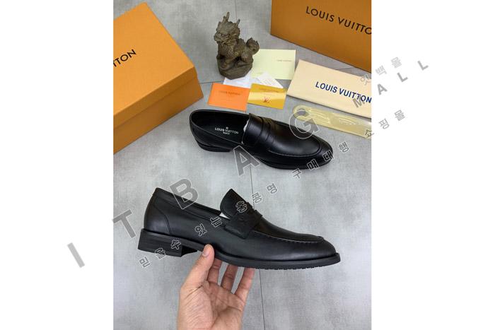 ̺     MYB9602