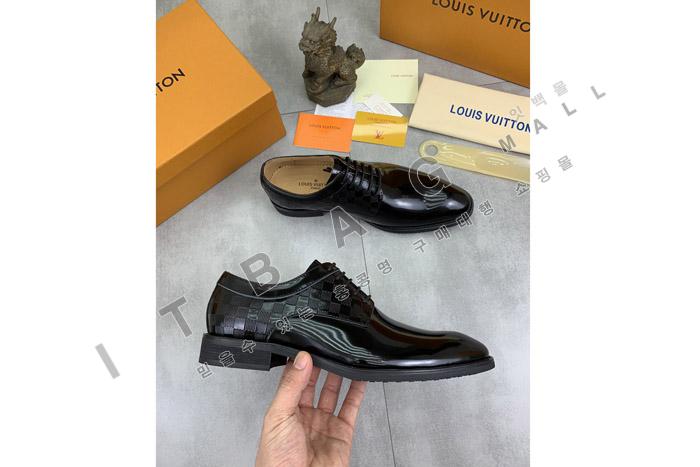̺    MYB9608