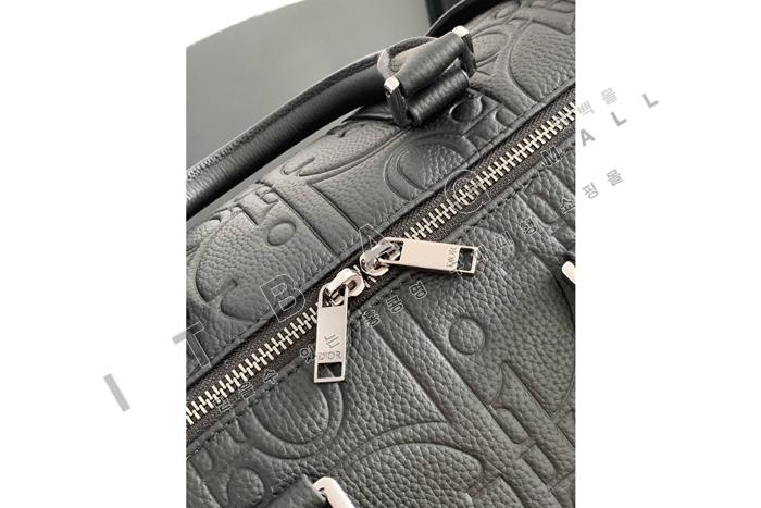  Weekender 40  DR9075-1  24/Ż