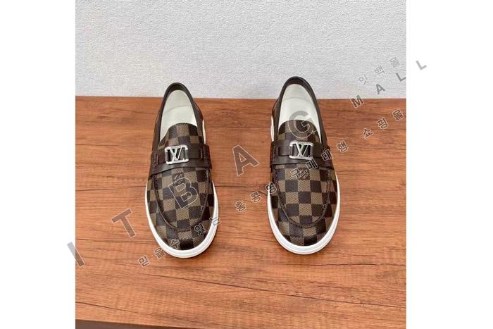 ̺    YF9048