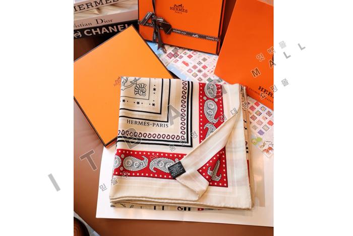 ޽  Tatouages Marins Bandana  140  AMY56324