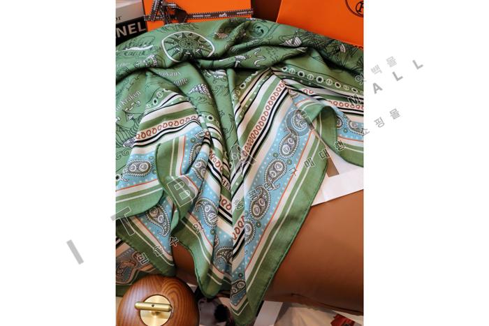 ޽  Tatouages Marins Bandana  140  AMY56324-1