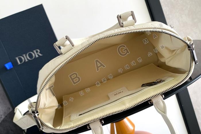  Weekender 25  DR9088-1