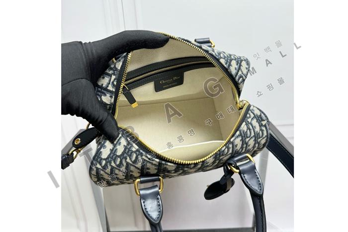  Groove 25  DR9100