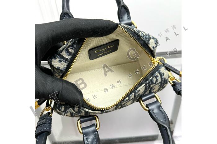  Groove 16 ̴  DR9100-2