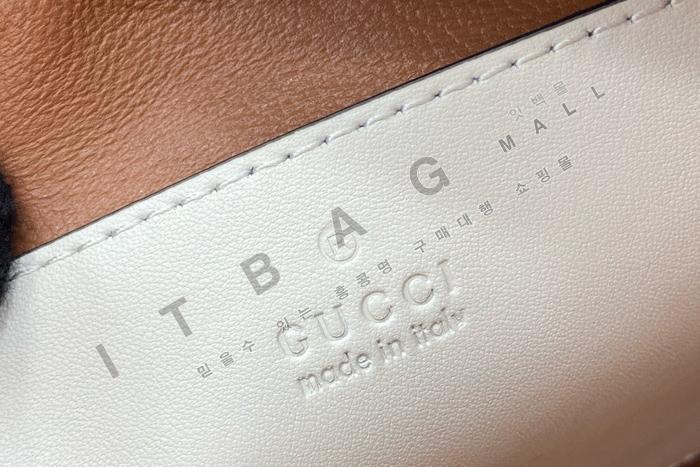  GG     798715-2    24/Ż