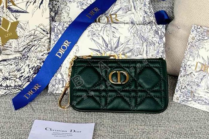  Caro Myrte   ̽   A82370-4