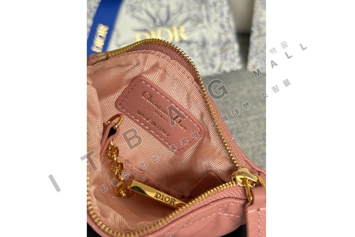  Caro Myrte   ̽   A82370-5