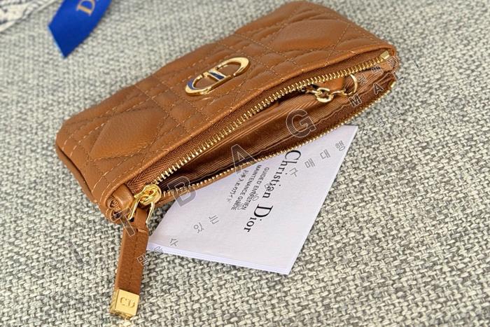  Caro Myrte   ̽   A82370-9