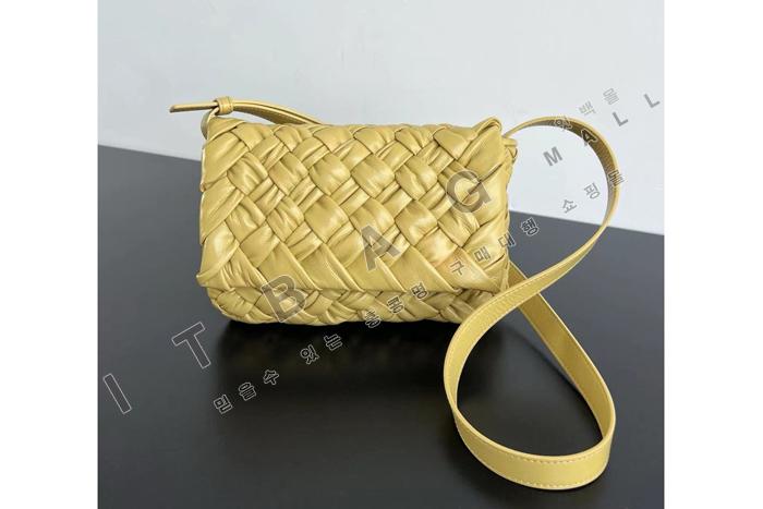 װ   ޽  SF09400-1  ()