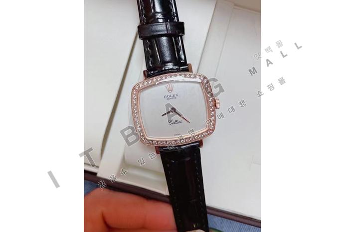 η  Ƽ 1970 ü    HT60137
