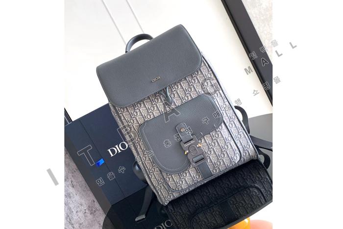  Saddle ÷   DR9113-1