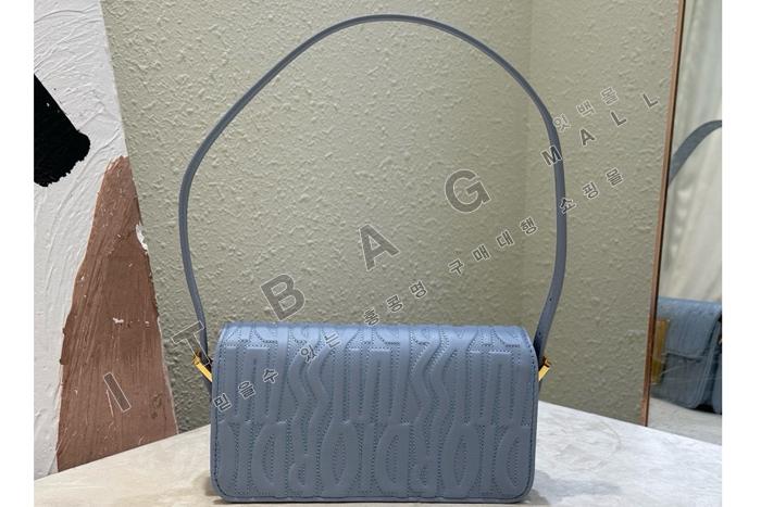  Miss ÷  DR9142     24/Ż