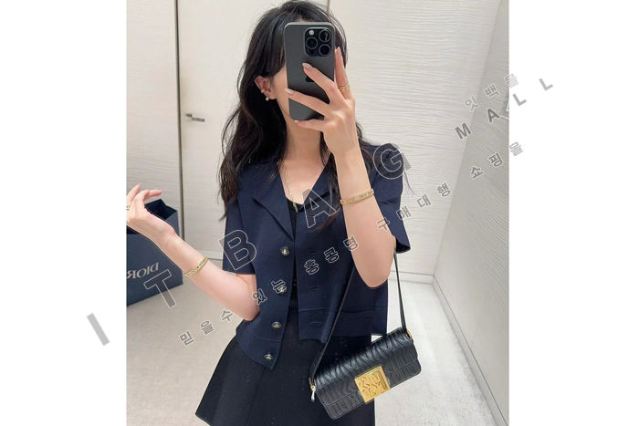  Miss ÷  DR9142-3     24/Ż