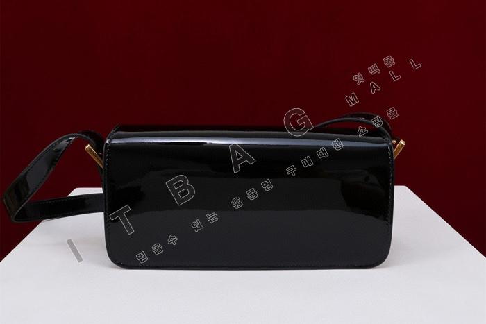 Miss ÷  DR9143     24/Ż
