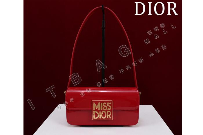  Miss ÷  DR9143-1     24/Ż