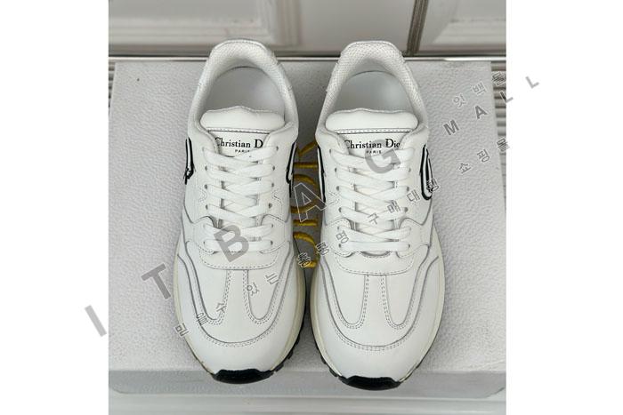  C est Dior  Ŀ  YF90056