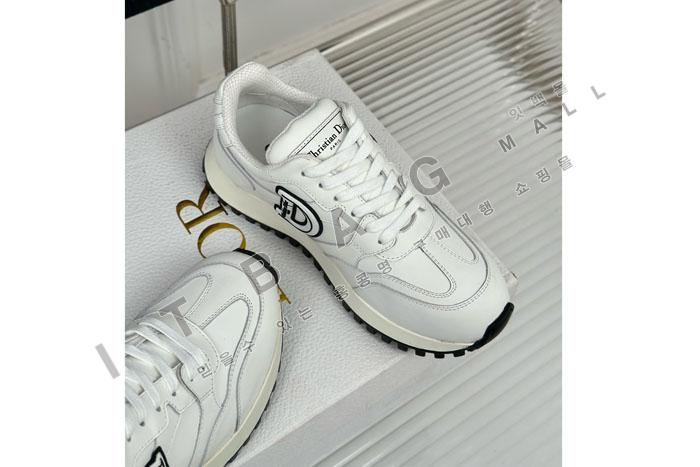  C est Dior  Ŀ  YF90056