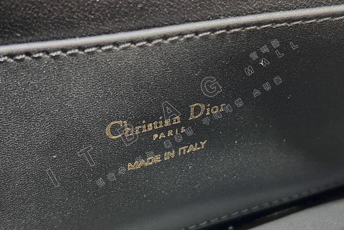  Miss  ÷  DR9145-3    24/Ż