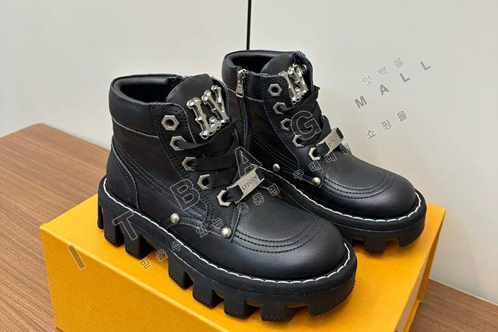 ̺    SH4929  