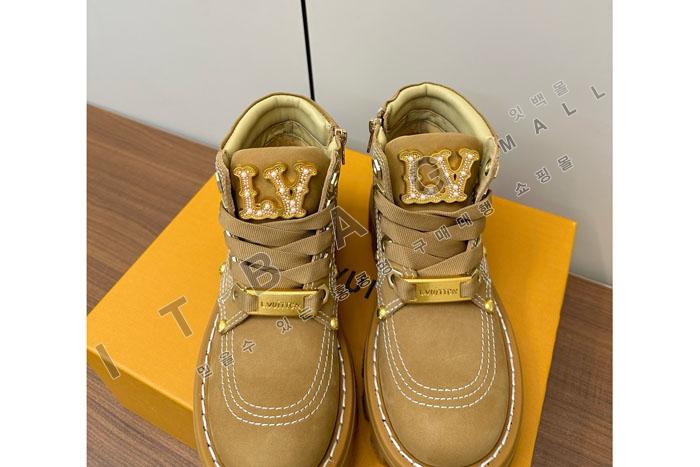̺    SH4929-1  