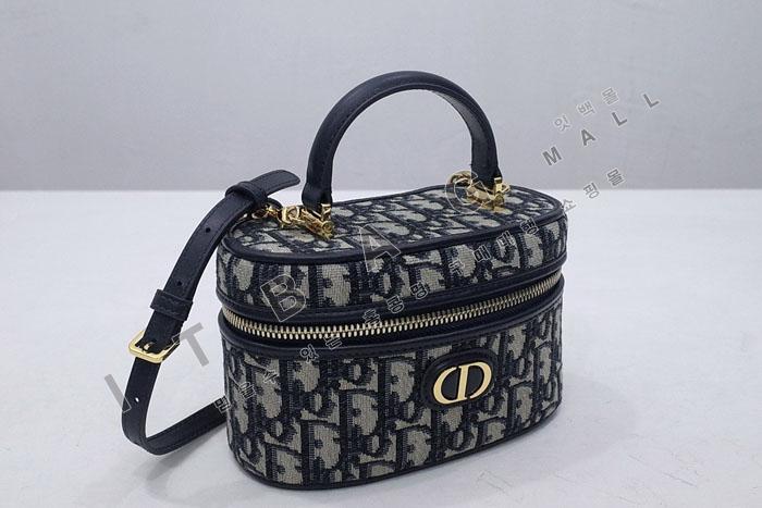 30 Montaigne ̴ Ƽ ̽  DR9155   24/Ż