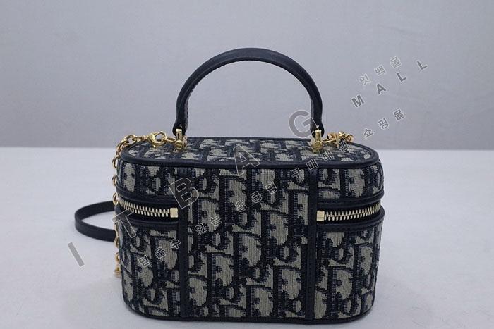  30 Montaigne ̴ Ƽ ̽  DR9155   24/Ż